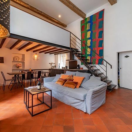 Loft Calme A La Maison Carree - Une Nuit A Nîmes Exterior photo