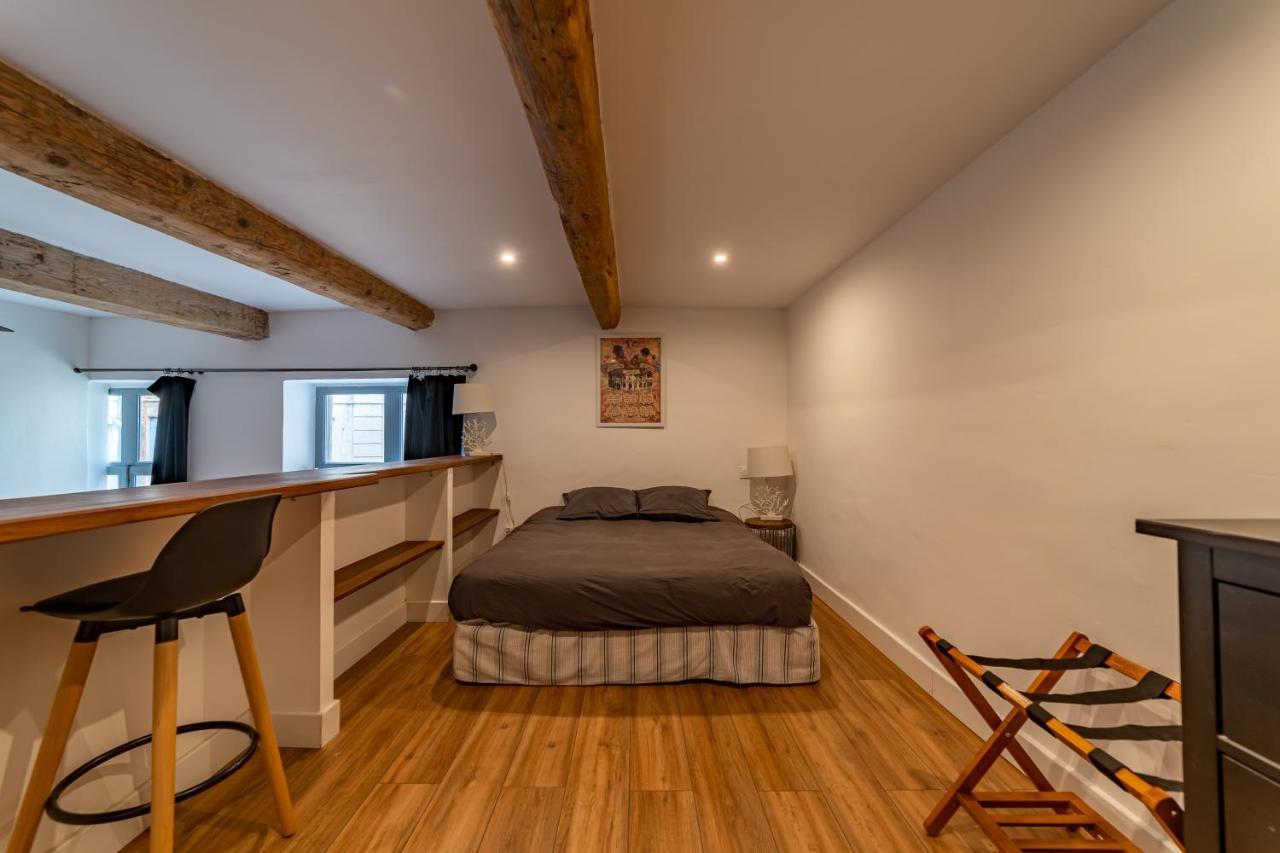 Loft Calme A La Maison Carree - Une Nuit A Nîmes Exterior photo