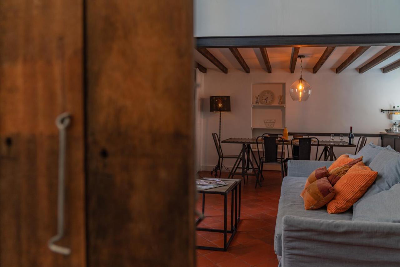 Loft Calme A La Maison Carree - Une Nuit A Nîmes Exterior photo